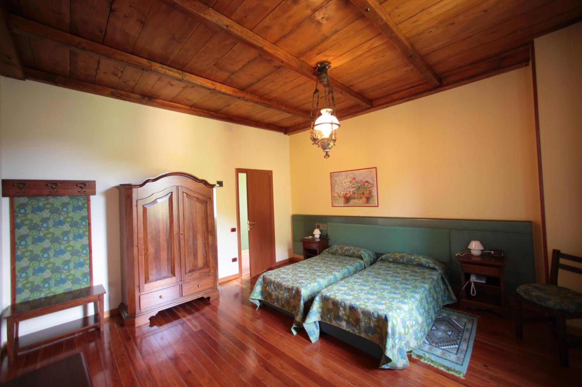Hotel Valganna - Tre Risotti Esterno foto